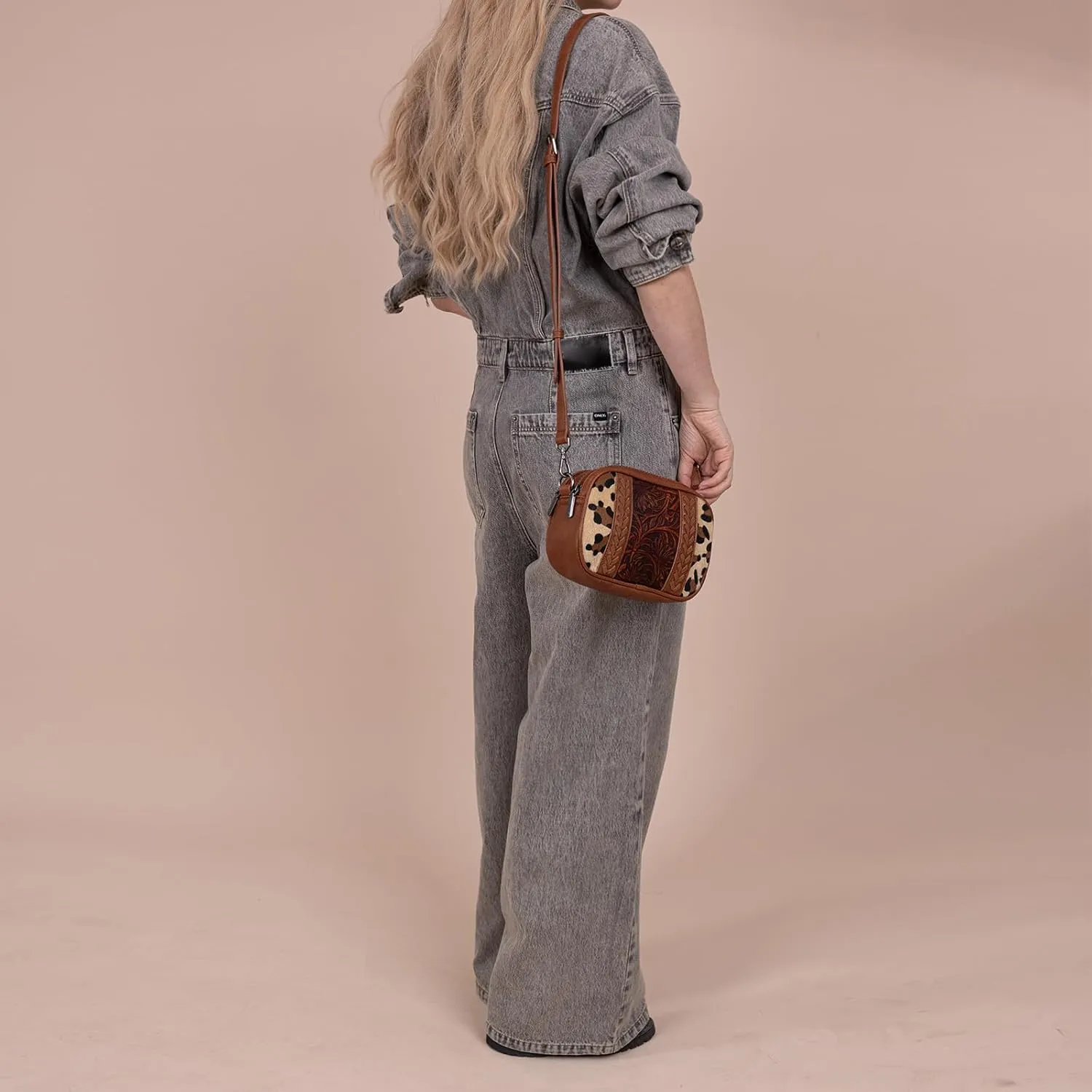Montana West Cow Print Crossbody Bags for Women Western Tooled Crossbody Purses with Built in Card Holder